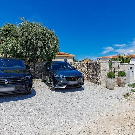 Olea - Cvitani By Guide Radovani