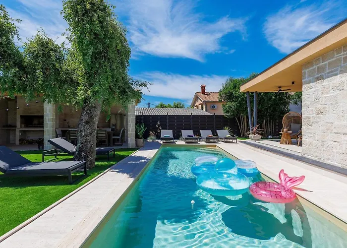 Olea - Cvitani By Guide Vila Vicani