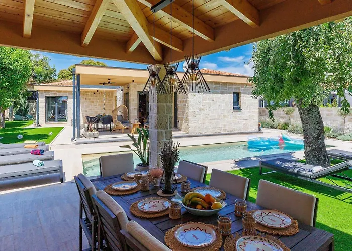 Vila Olea - Cvitani By Guide *